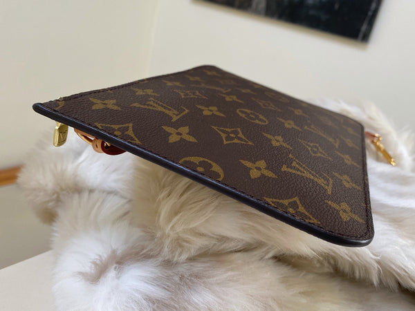 Louis Vuitton 2021 Monogram Beige Neverfull Pochette GM