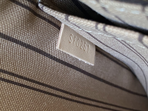 Louis Vuitton 2021 Monogram Beige Neverfull Pochette GM
