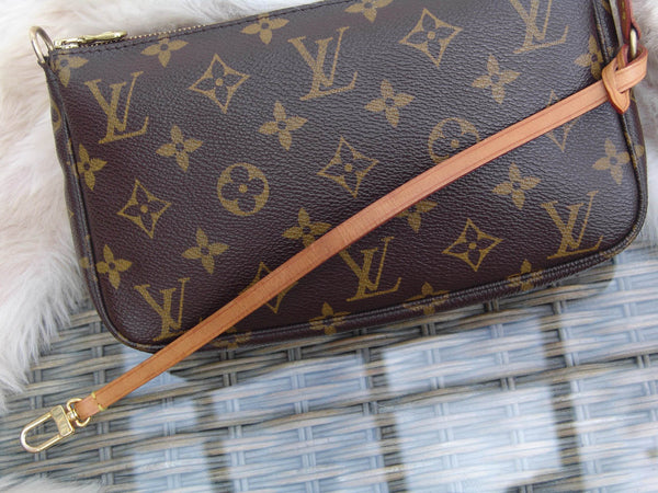 Louis Vuitton Monogram Pochette Accessoires