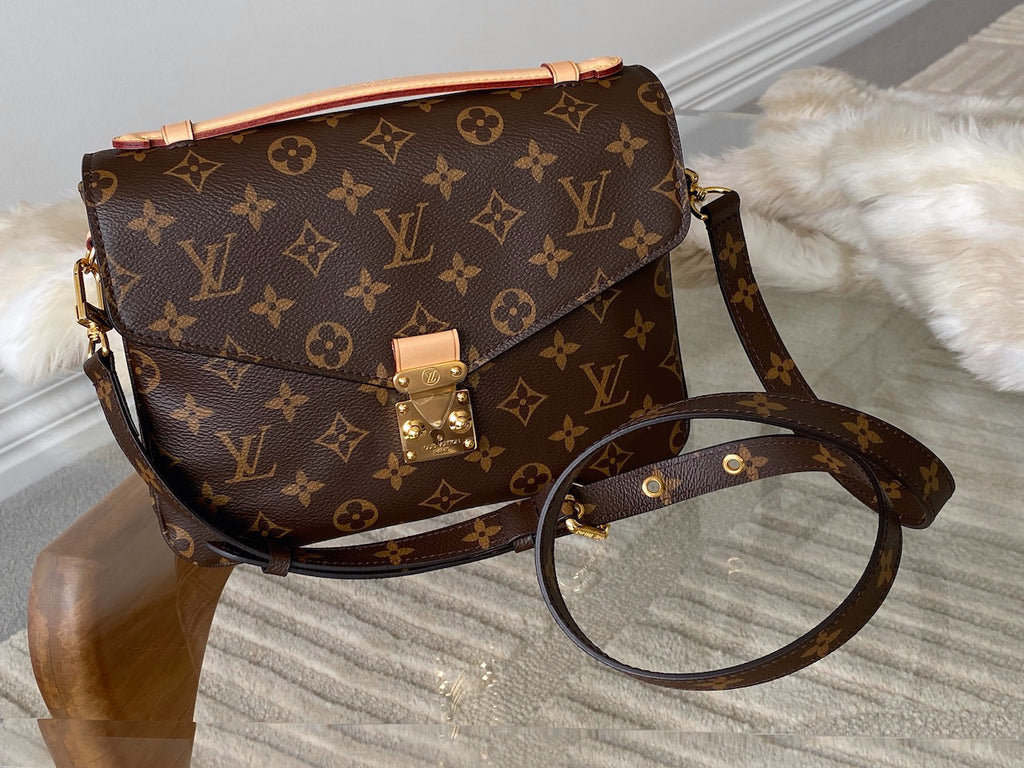 LOUIS VUITTON Bag | Monogram Pochette Métis