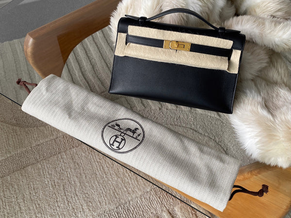 Hermès Noir Swift Kelly Pochette GHW
