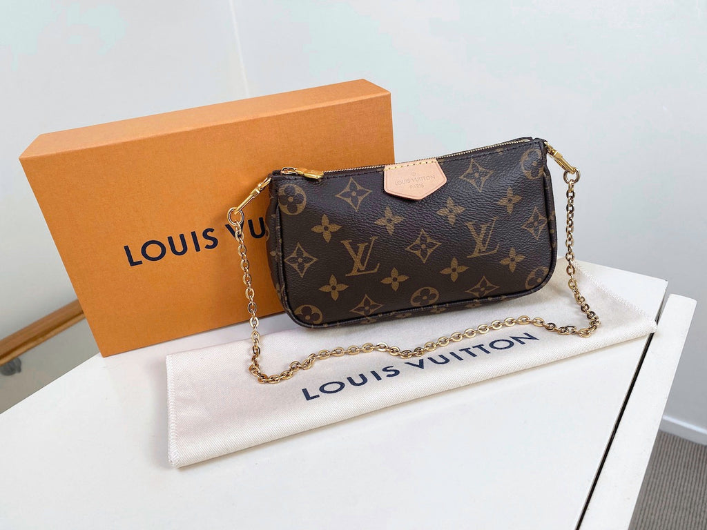 Louis Vuitton Multi Pochette Accessories Monogram Small Pouch with