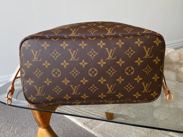 Louis Vuitton 2024 Monogram Cerise Neverfull MM