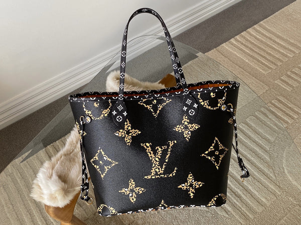 Louis Vuitton LE Monogram Giant Black Jungle Neverfull MM
