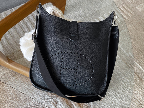 Hermès Noir Veau Taurillon Clémence Evelyne III GM