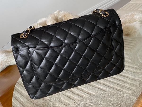 Chanel Black Lambskin Jumbo Classic Double Flap GHW