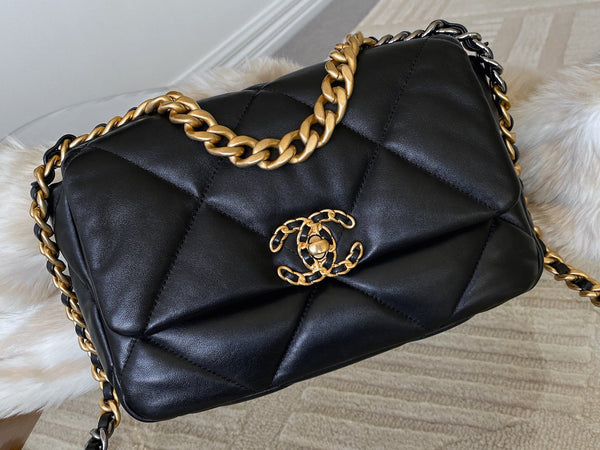 Chanel Black Shiny Lambskin Medium 19 Handbag