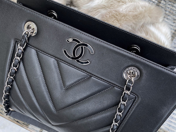 Chanel Chevron Graphite Sheepskin Large Mademoiselle Bag SHW