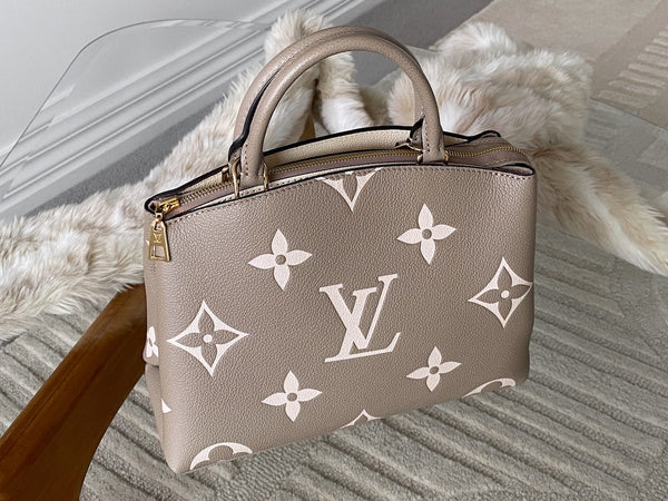 Louis Vuitton Tourterelle Crème Bicolour Monogram Empreinte Petit Palais | NEW