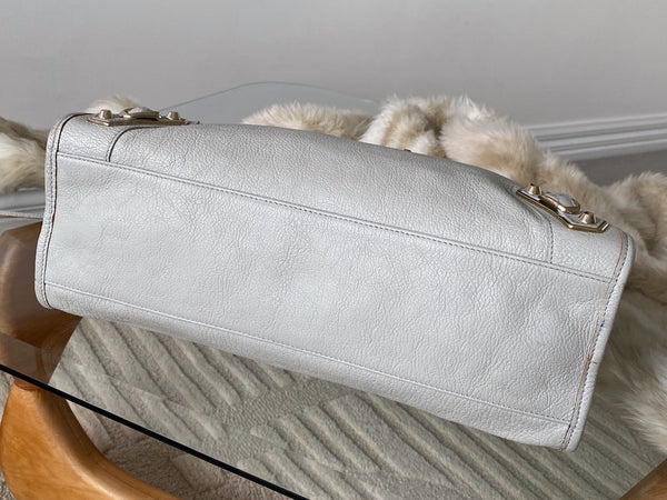 Balenciaga Gris Perle Chèvre Metallic Edge City