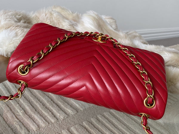 Chanel Red Chevron Lambskin Jumbo Ventes Privées Classic Double Flap AGHW
