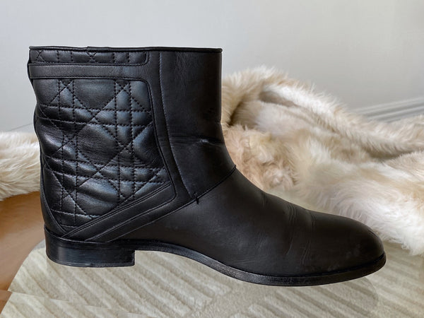 Dior Black Calfskin & Cannage Lambskin Low City Boots | Sz38.5