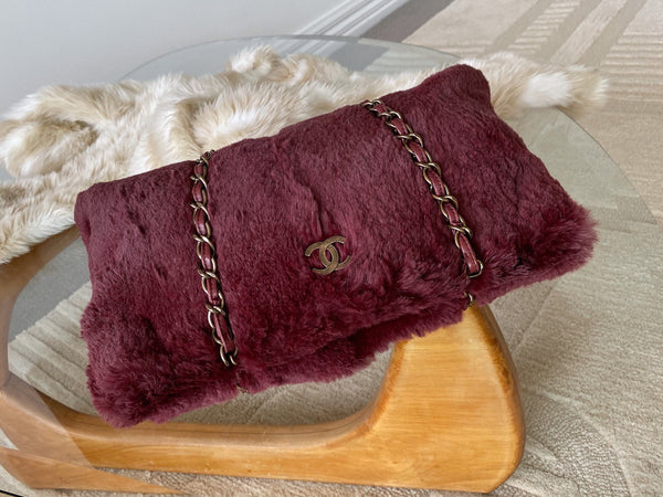 Chanel Bordeaux Lapin Chain Bag