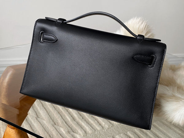 Hermès Noir Swift Kelly Pochette GHW