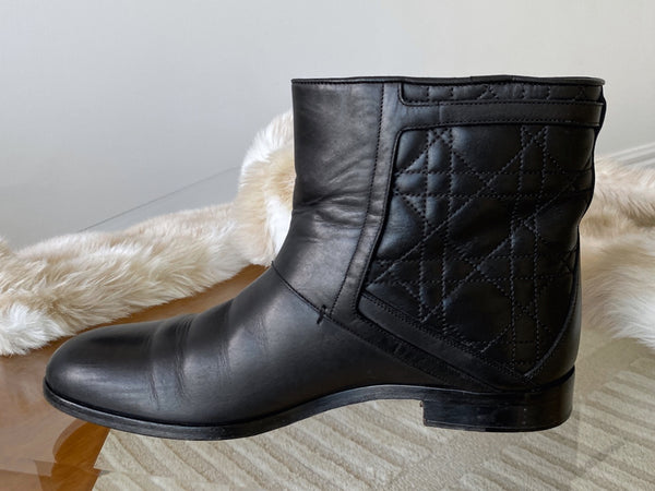 Dior Black Calfskin & Cannage Lambskin Low City Boots | Sz38.5