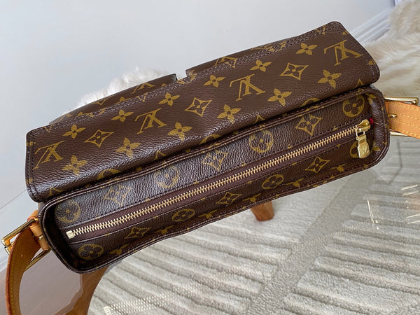 Louis Vuitton Monogram Viva-Cité MM