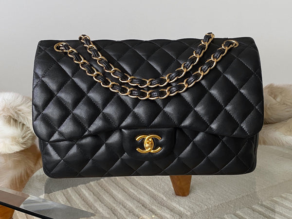 Chanel Black Lambskin Jumbo Classic Double Flap GHW