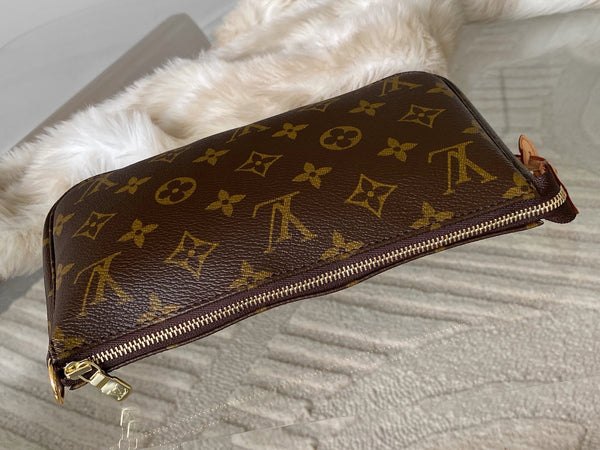 Louis Vuitton Monogram Pochette Accessoires
