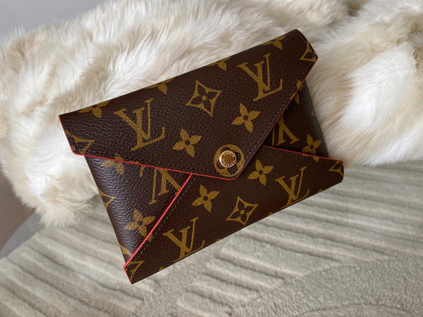 Louis Vuitton Monogram Pochette Kirigami MM | New