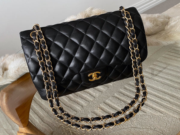 Chanel Black Lambskin Jumbo Classic Double Flap GHW