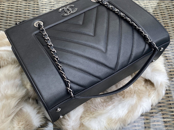 Chanel Chevron Graphite Sheepskin Large Mademoiselle Bag SHW