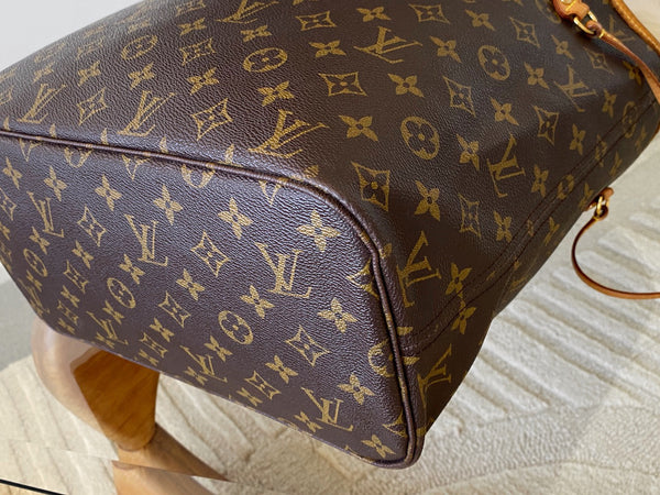 Louis Vuitton Monogram Beige Neverfull MM