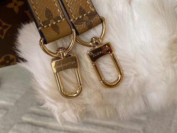 Louis Vuitton Monogram Reverse Pochette Métis