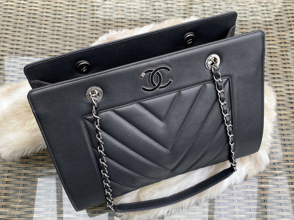 Chanel Chevron Graphite Sheepskin Large Mademoiselle Bag SHW