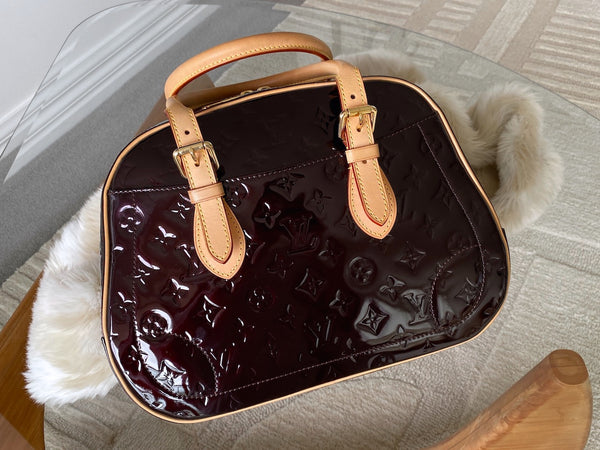 Louis Vuitton Amarante Vernis Summit Drive