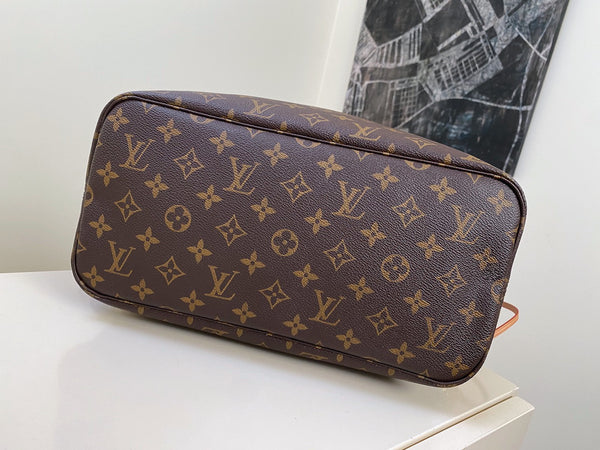 Louis Vuitton 2021 Monogram Beige Neverfull MM