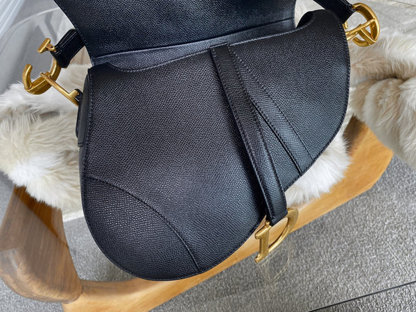 Christian Dior 2021 Black Grained Calfskin Classic Medium Saddle Bag