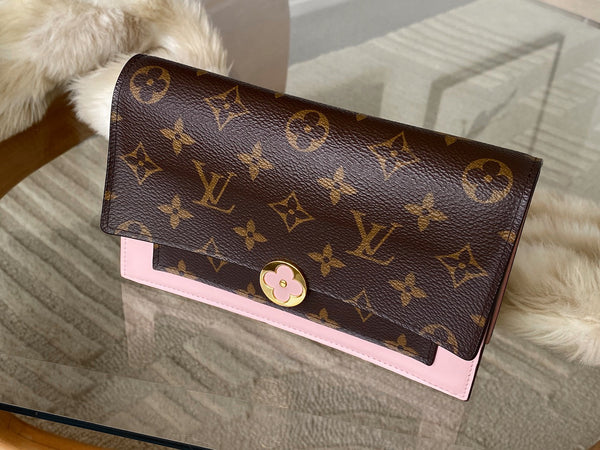 Louis Vuitton Monogram Rose Ballerine Flore Chain Wallet
