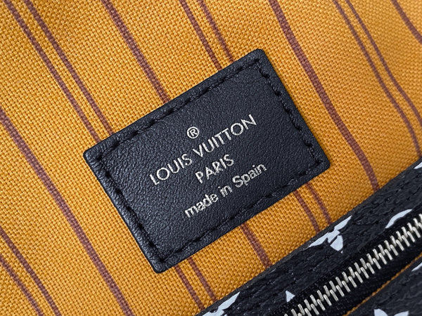 Louis Vuitton LE Monogram Giant Black Jungle Neverfull MM