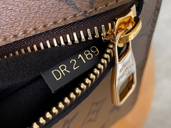Louis Vuitton Monogram Reverse Pochette Métis