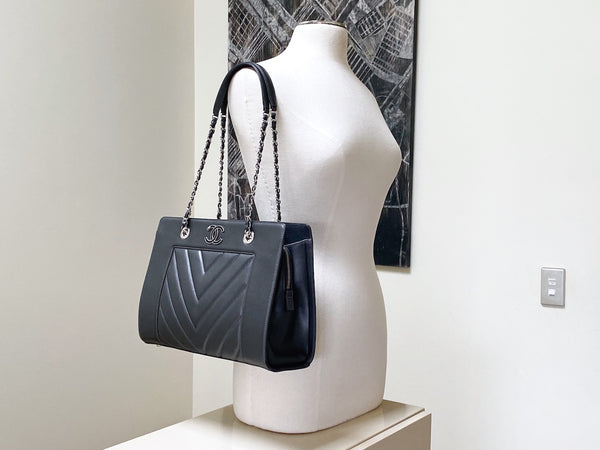 Chanel Chevron Graphite Sheepskin Large Mademoiselle Bag SHW