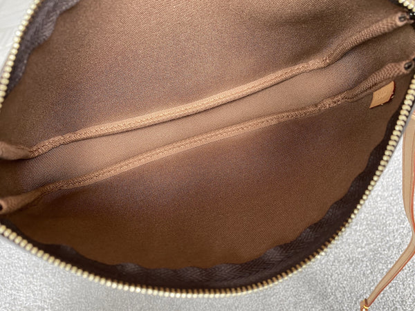 Louis Vuitton Monogram Pochette Accessoires