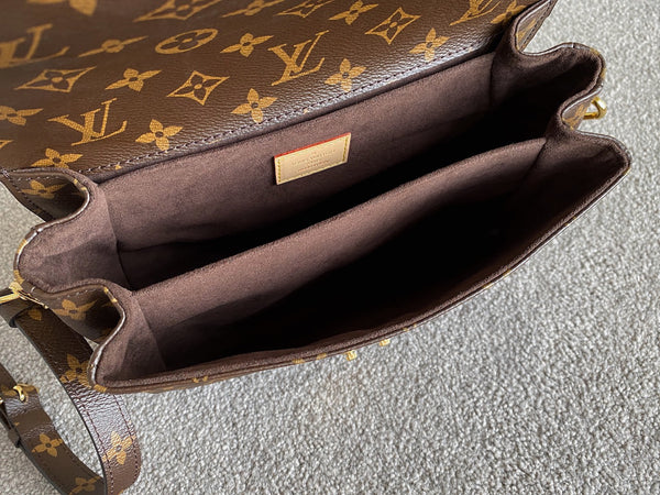 LOUIS VUITTON Bag | Monogram Pochette Métis