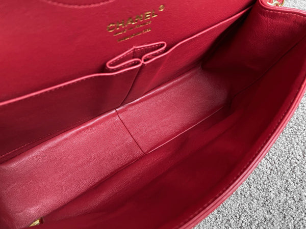 Chanel Red Chevron Lambskin Jumbo Ventes Privées Classic Double Flap AGHW