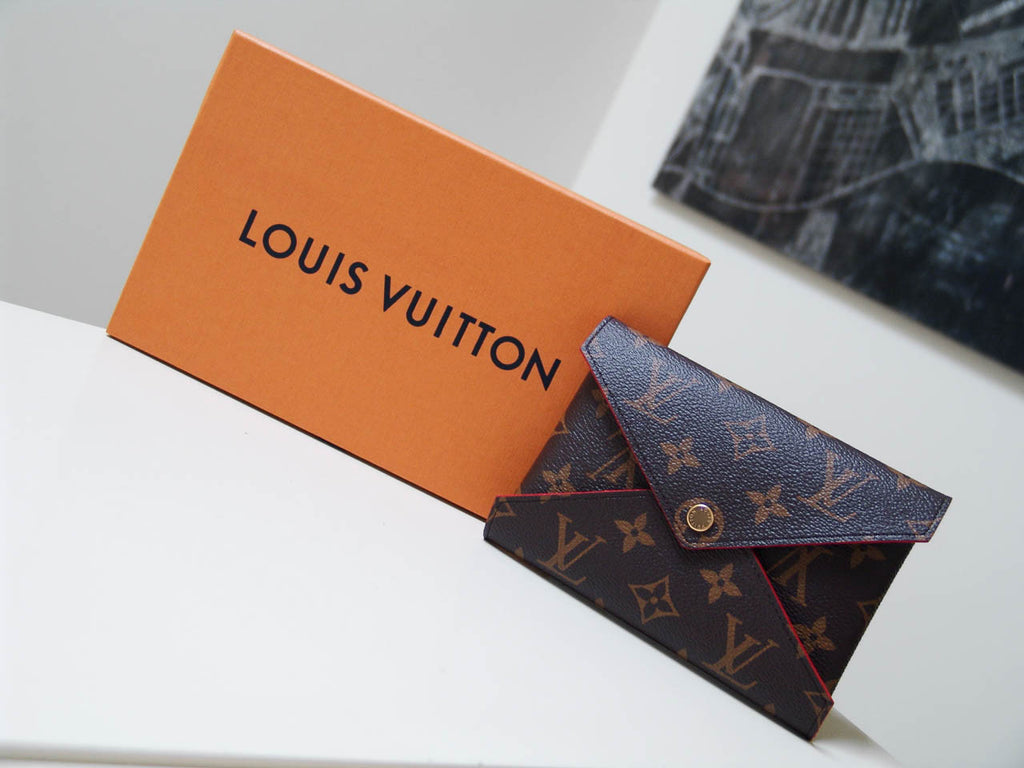 Louis Vuitton Pochette Insert Kirigami Monogram Medium BrownLouis Vuitton  Pochette Insert Kirigami Monogram Medium Brown - OFour