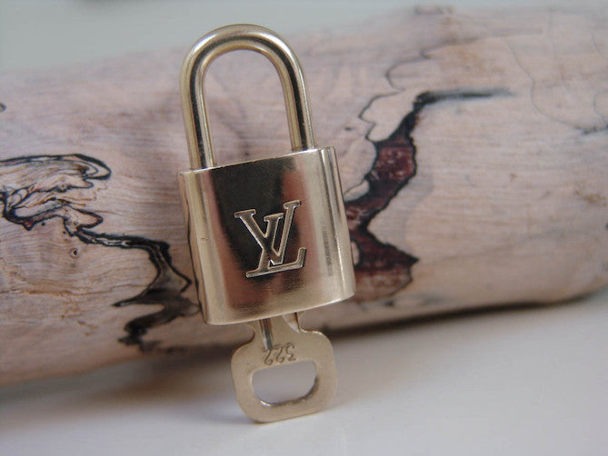 Louis Vuitton lock and key set #322*