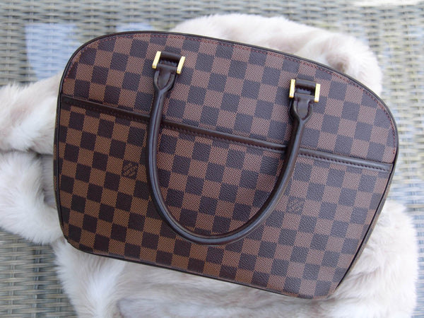 Louis Vuitton Sarria Handbag 334042