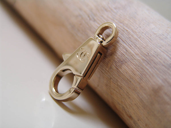 Chanel Gold-Tone Clasp Keyring Accessory