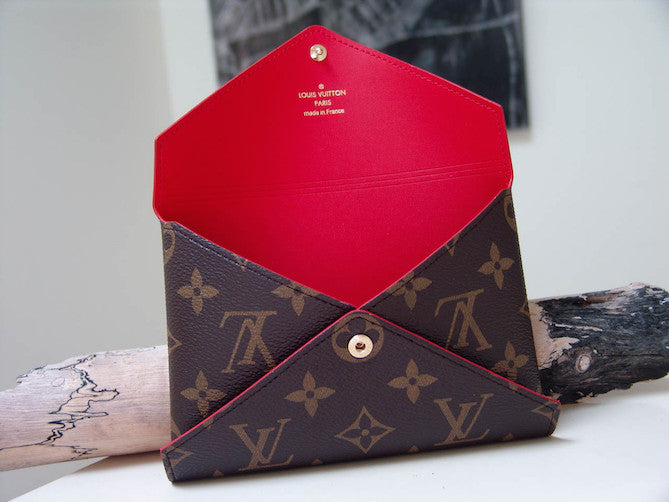 Pochette 2018 hot sale