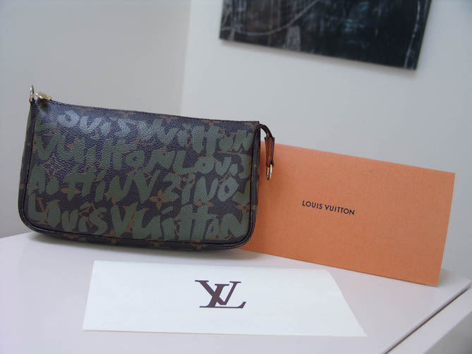 Stephen Sprouse x Louis Vuitton Grey Monogram Graffiti Pochette Accessories
