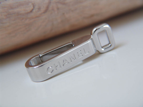 Chanel Silver-Tone Clasp Keyring Accessory