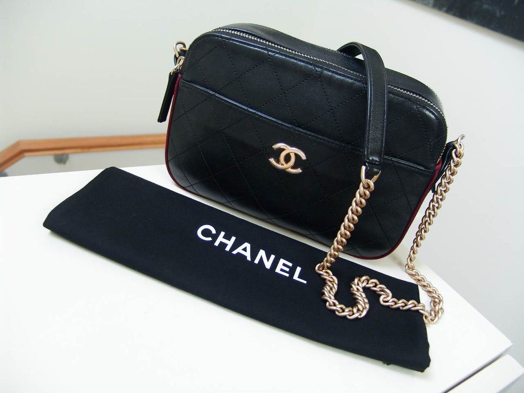 Chanel 2018-2019 Black Flat Quilted Calfskin Camera Case GHW – My Haute