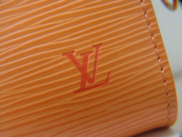 Louis Vuitton Pochette Accessoires Epi Mandarin