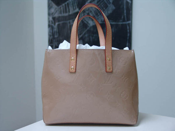 Louis Vuitton Vernis Beige Reade PM