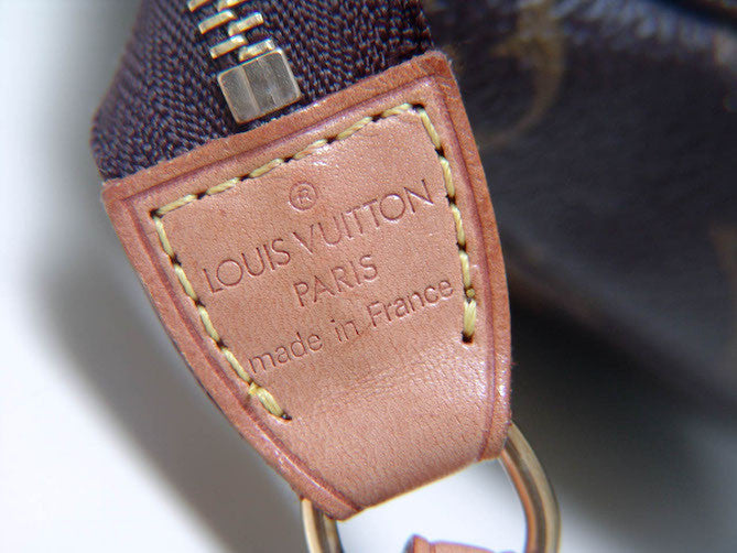 Louis Vuitton 1999 Classic Monogram Pochette - shop 