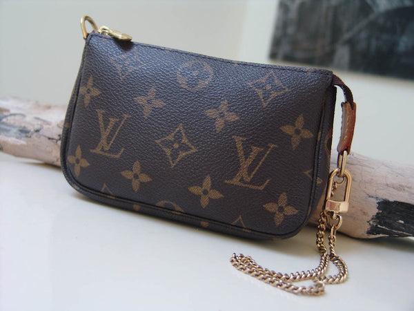 Louis Vuitton Monogram Mini Pochette Accessoires